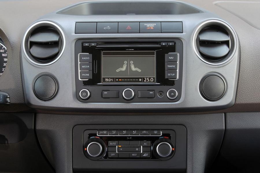  Volkswagen Amarok 2012 года  (фото 14 из 119)